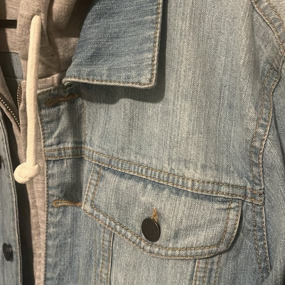 Men’s trucker jacket - Picture 3 of 8